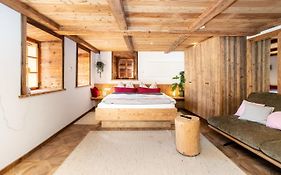 Historic Lakeview Apartments Hallstatt